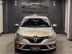 Renault Megane 2019 (4)