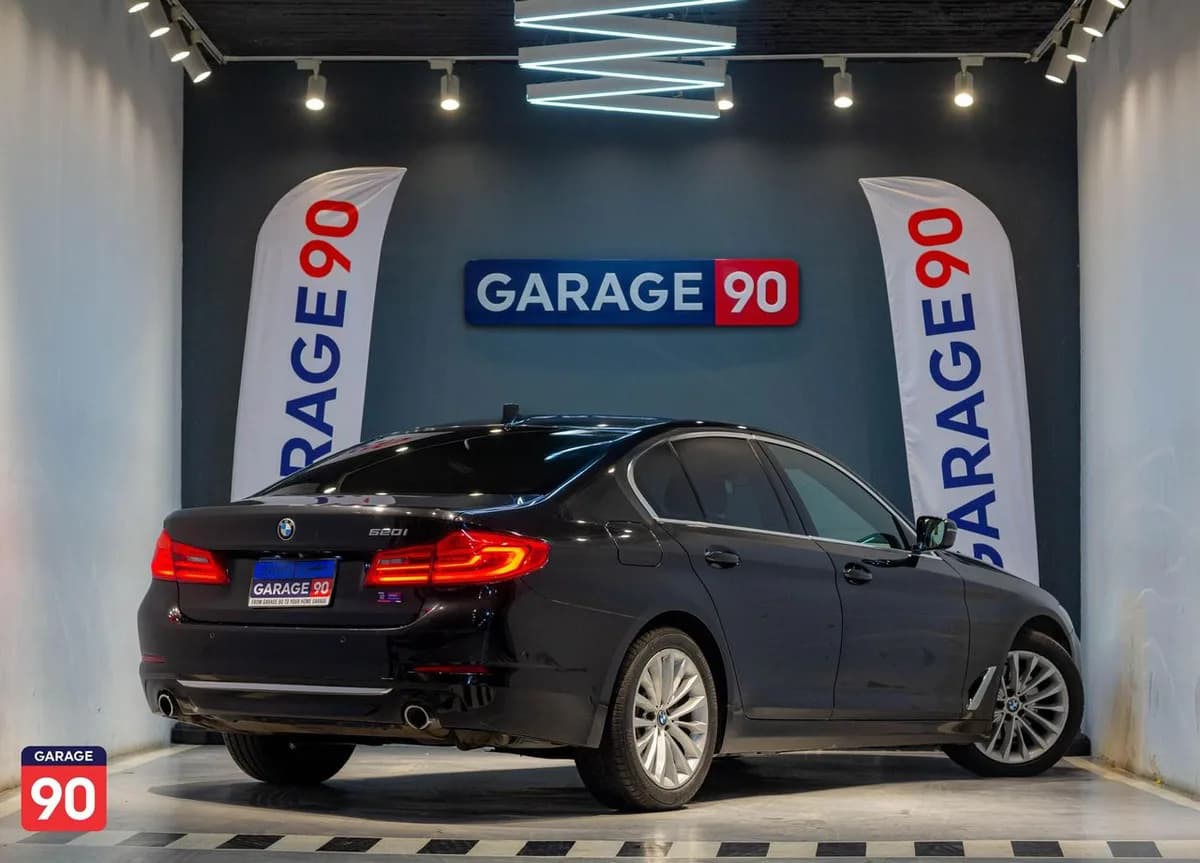 BMW 520 2019 (5)