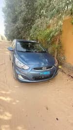 Hyundai Accent RB 2025 (8)