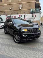 Jeep Grand Cherokee 2021 (2)
