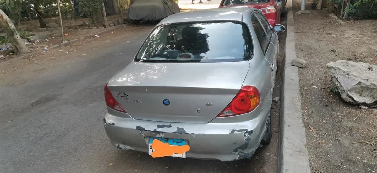 Kia Spectra 2000 (1)