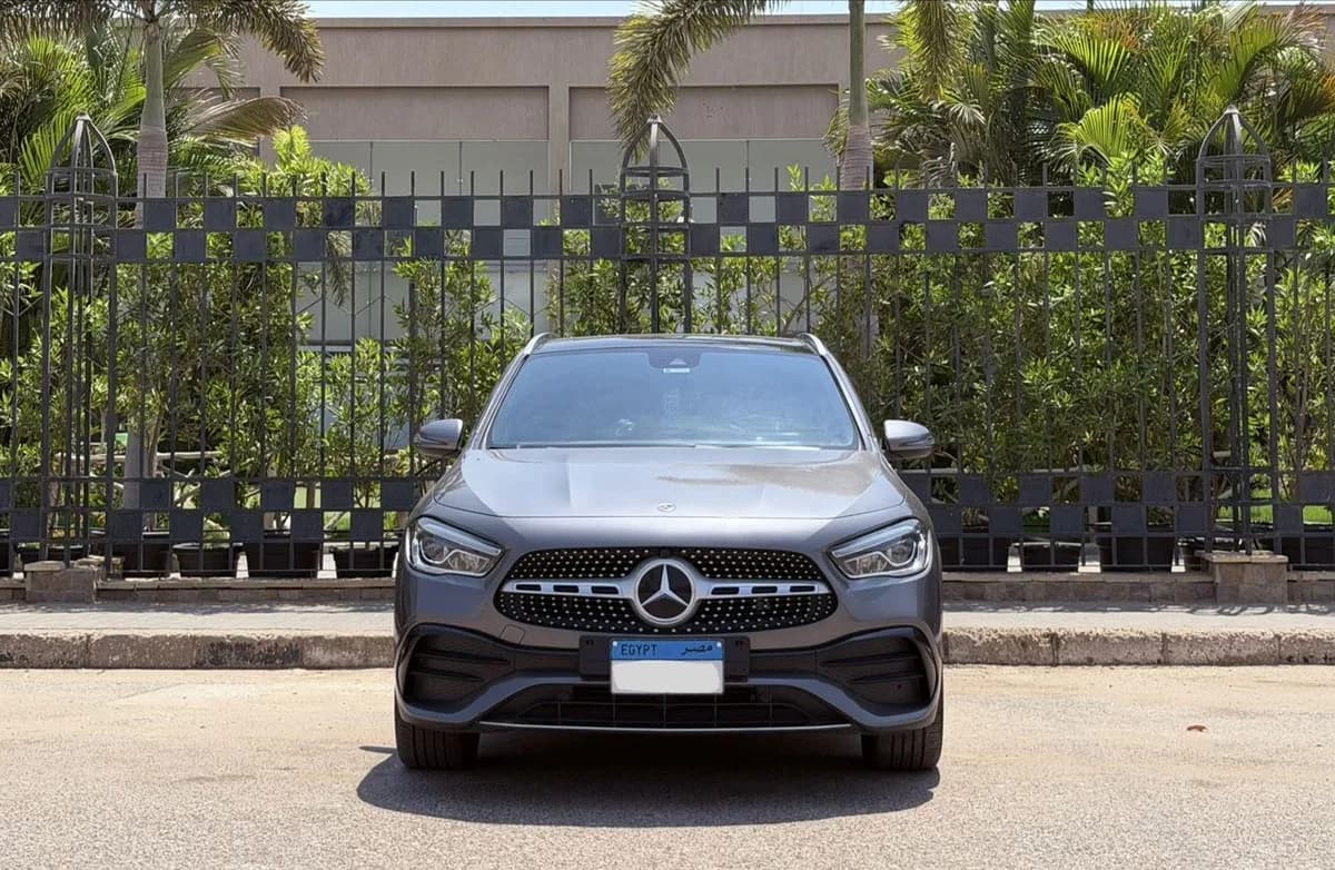 Mercedes GLA 200 2022 (1)