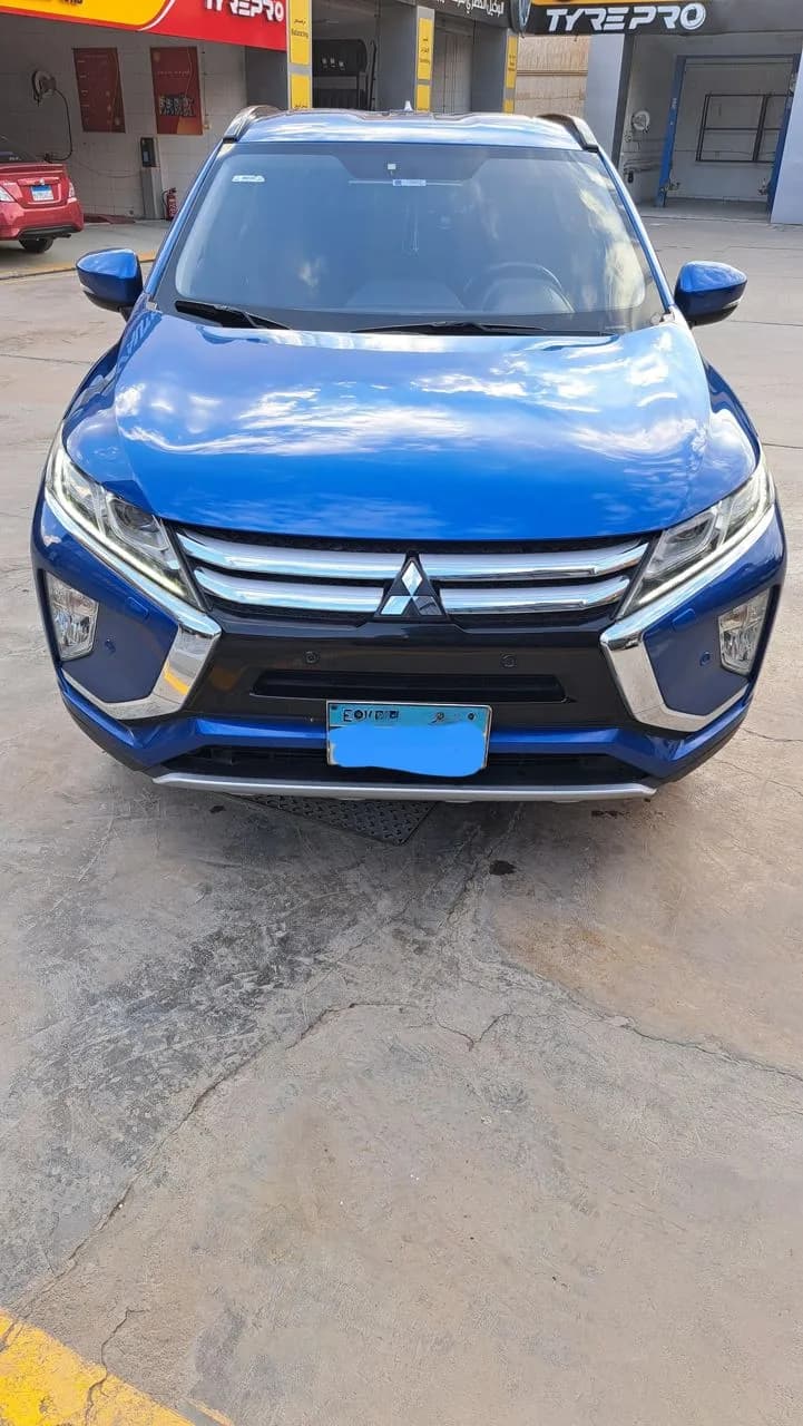 Mitsubishi Eclipse Cross 2018 (1)