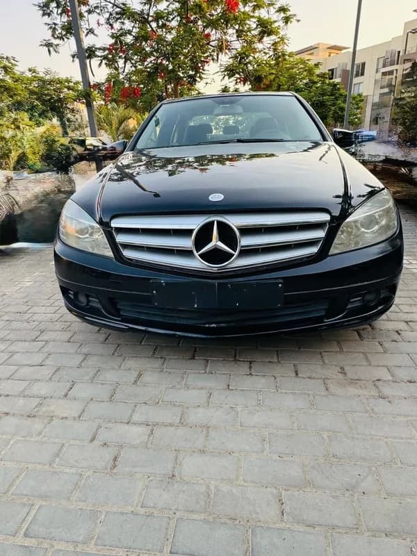 Mercedes 180 2011
