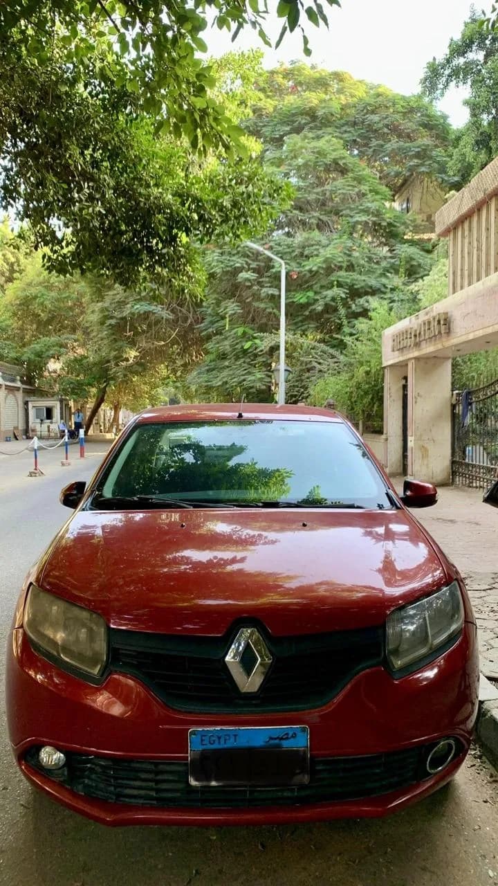 Renault Logan 2016 (1)