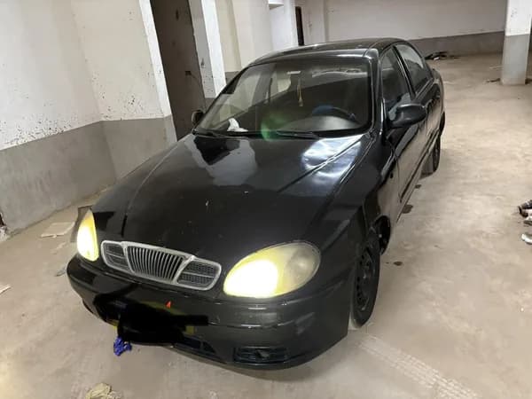 Daewoo Lanos 2 2001