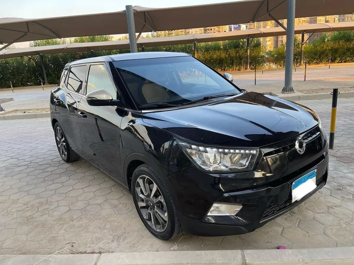 Ssang Yong Tivoli 2016 (1)