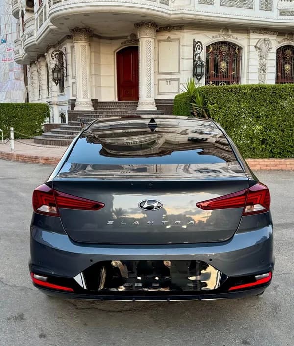 Hyundai Elantra AD 2026
