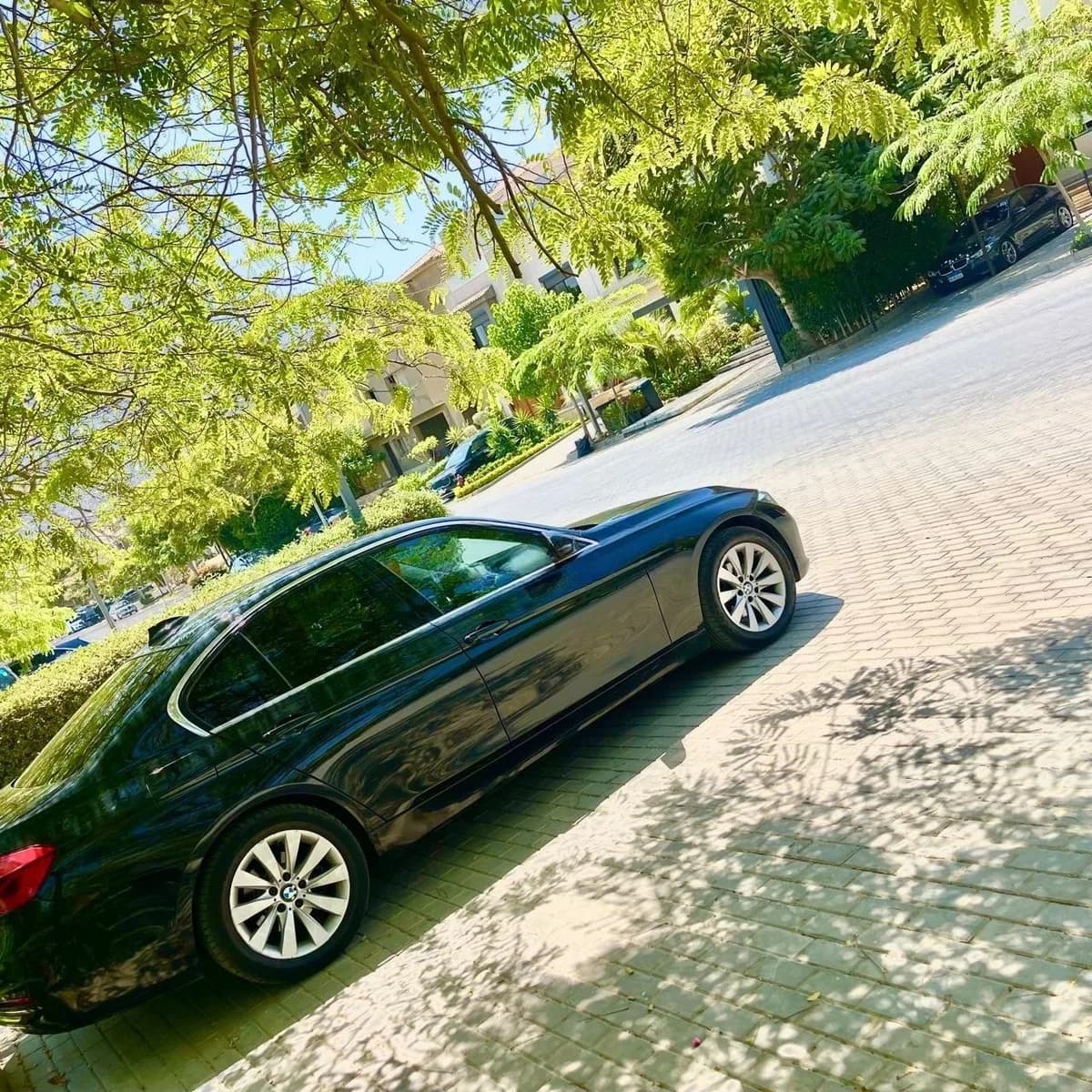 BMW 318 2018 (0)
