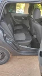 Renault Symbol 2009 (8)