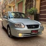Hyundai Verna 2010 (4)