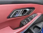BMW 320i 2024 (9)