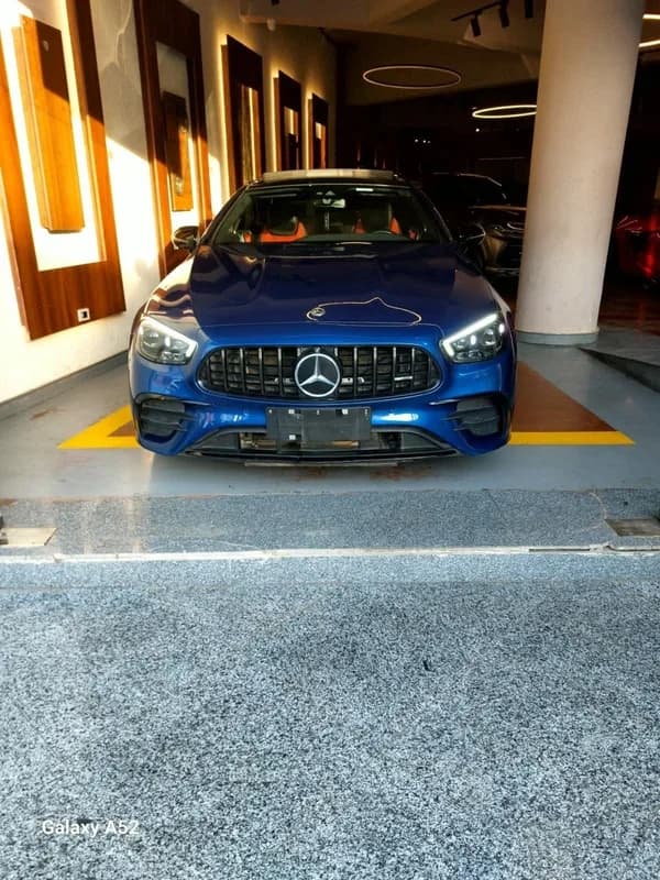 Mercedes-Benz E-53-AMG+ 2022