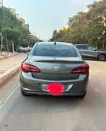 Opel Astra 2019 (2)