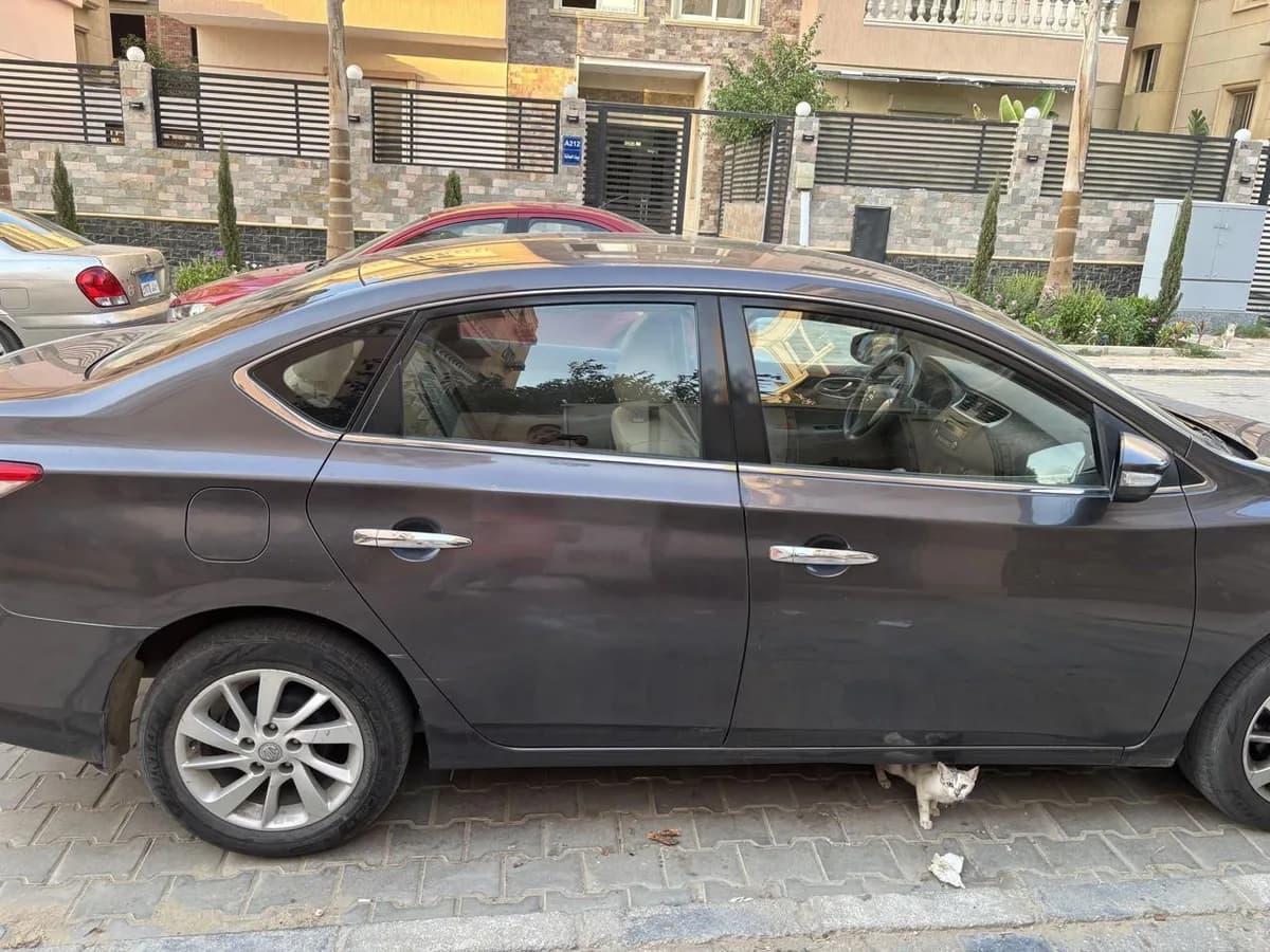 Nissan Sentra 2021 (1)