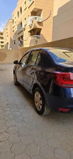Renault Logan 2019 (5)