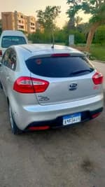 Kia Rio 2015 (1)
