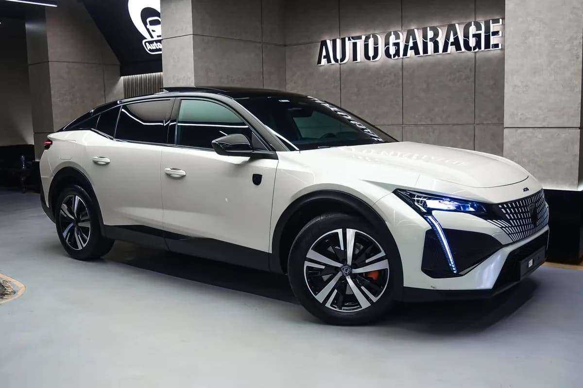 Peugeot 408 2023 (0)