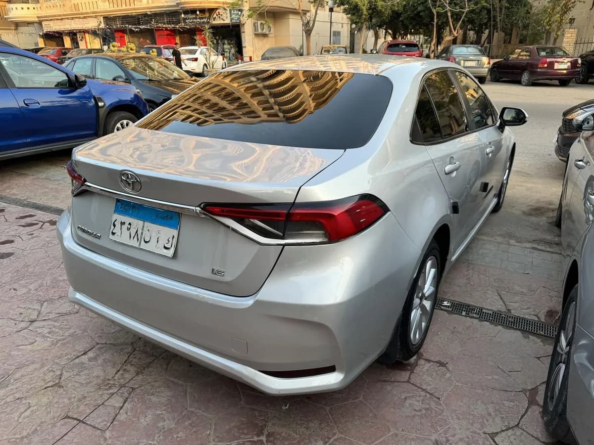 Toyota Corolla 2022 (2)