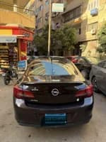 Opel Astra 2017 (2)