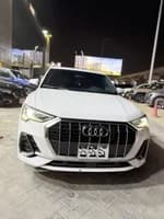 Audi Q3 2022 (0)
