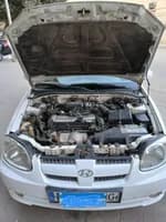 Hyundai Verna 2012 (6)