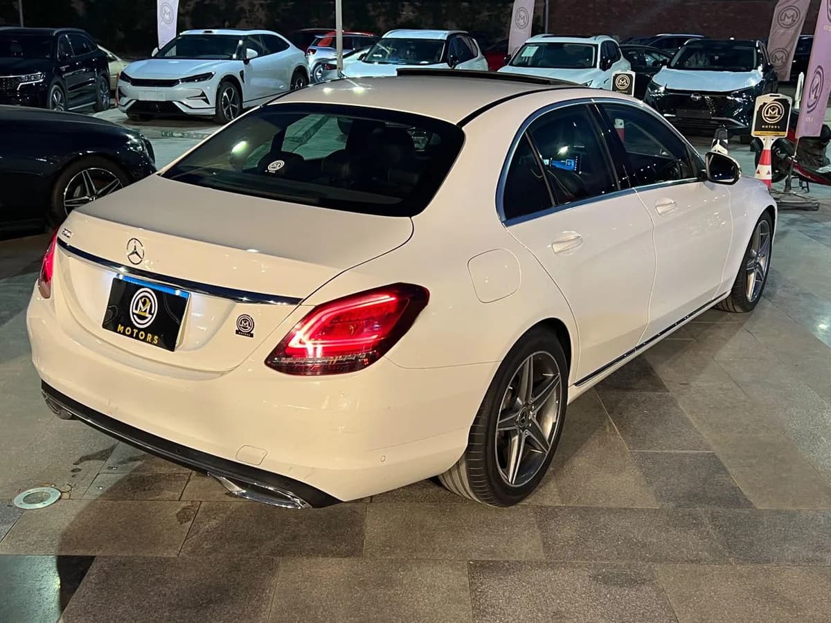 Mercedes C 200 2019 (1)