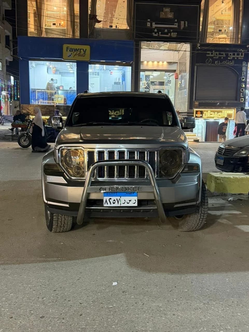 Jeep Cherokee 2010 (0)