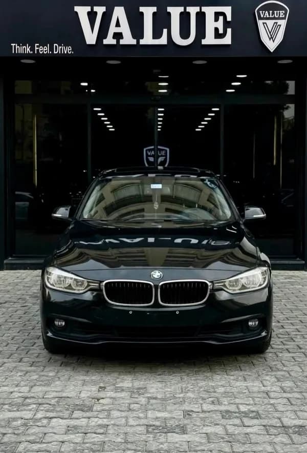 BMW 318 2016