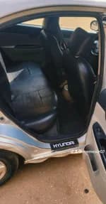 Hyundai Accent 2010 (4)