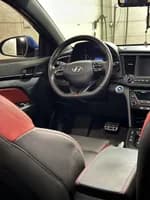 Hyundai Avante 2018 (11)