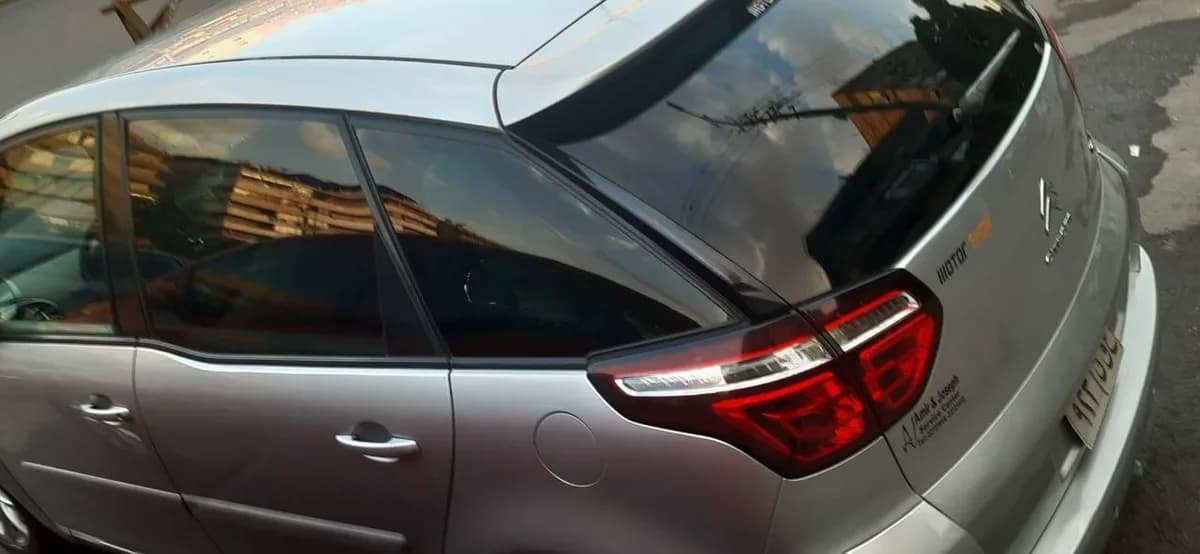 Citroën C4 2012 (1)