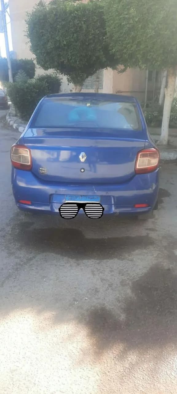 Renault Logan 2014 (1)