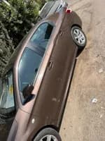 Peugeot 301 2015 (4)