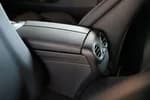 Mercedes C 180 2023 (7)