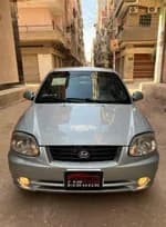 Hyundai Verna 2010 (3)