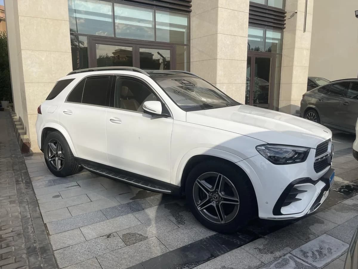 Mercedes GLE 450 2024 (1)
