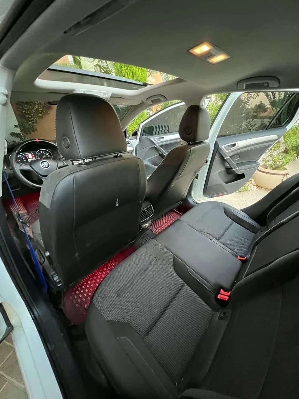 Volkswagen e-Golf 2021 (1)