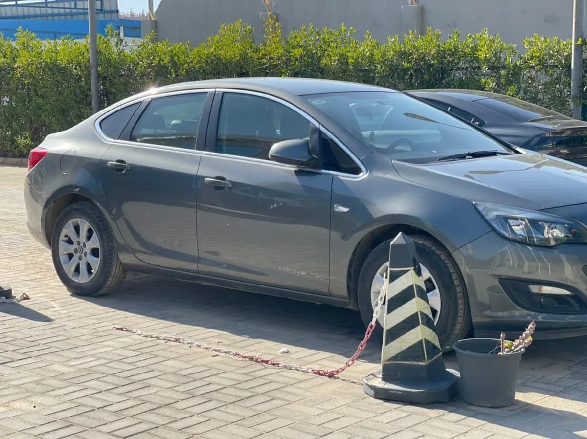 Opel Astra 2019 (0)