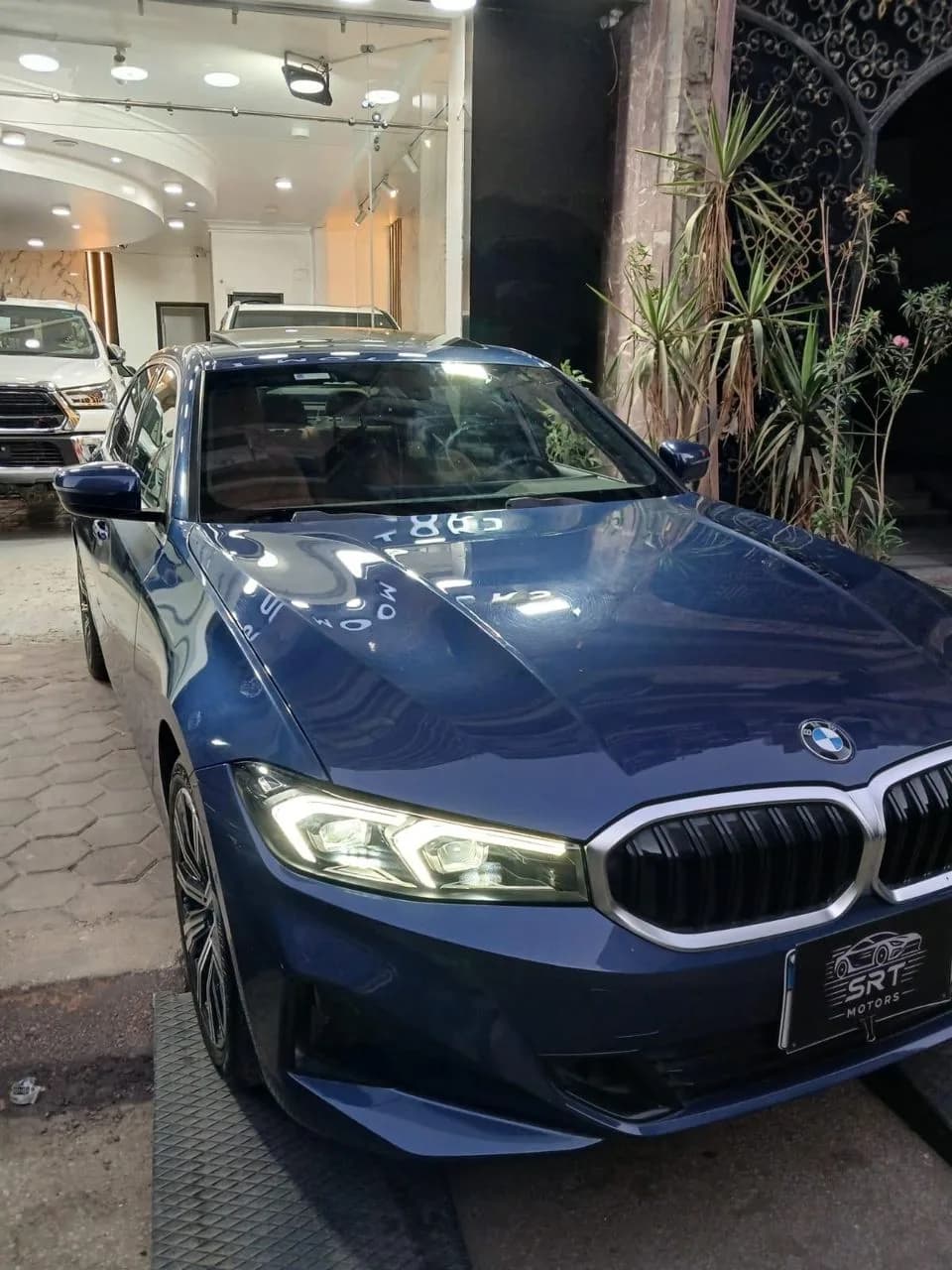 BMW 320i 2024 (1)