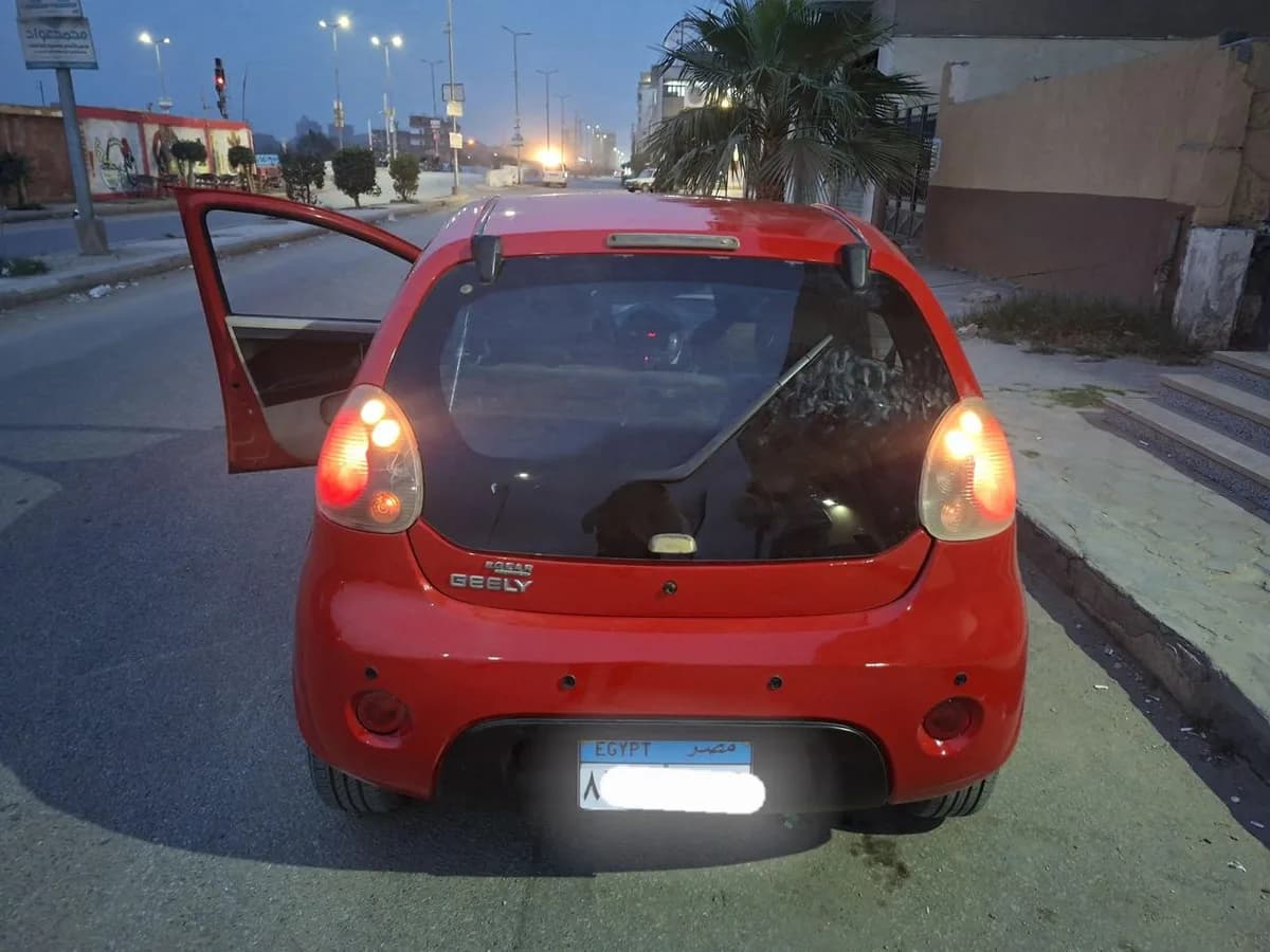 Geely Pandino 2010 (1)