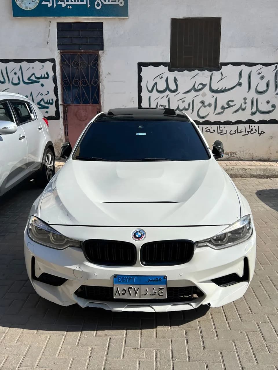 BMW 320i 2017 (1)