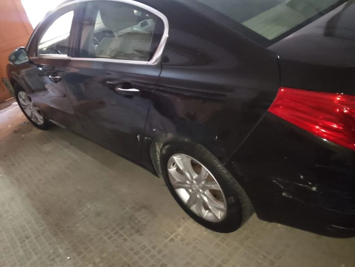Peugeot 508 2013 (1)