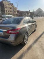 Nissan Sentra 2017 (4)