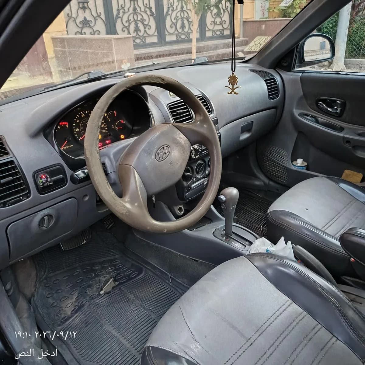 Hyundai Verna 2010 (5)
