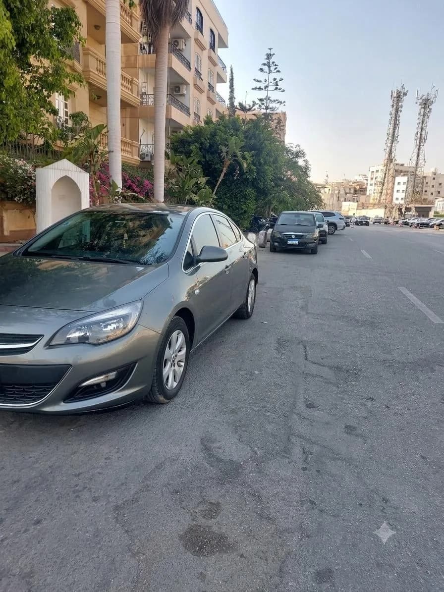 Opel Astra 2020 (4)