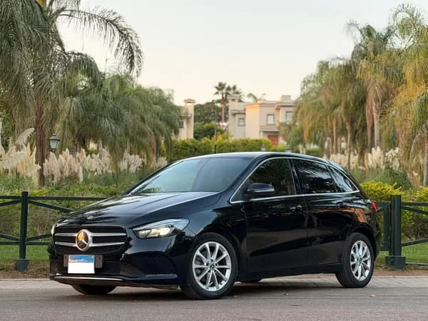 Mercedes B 200 2021