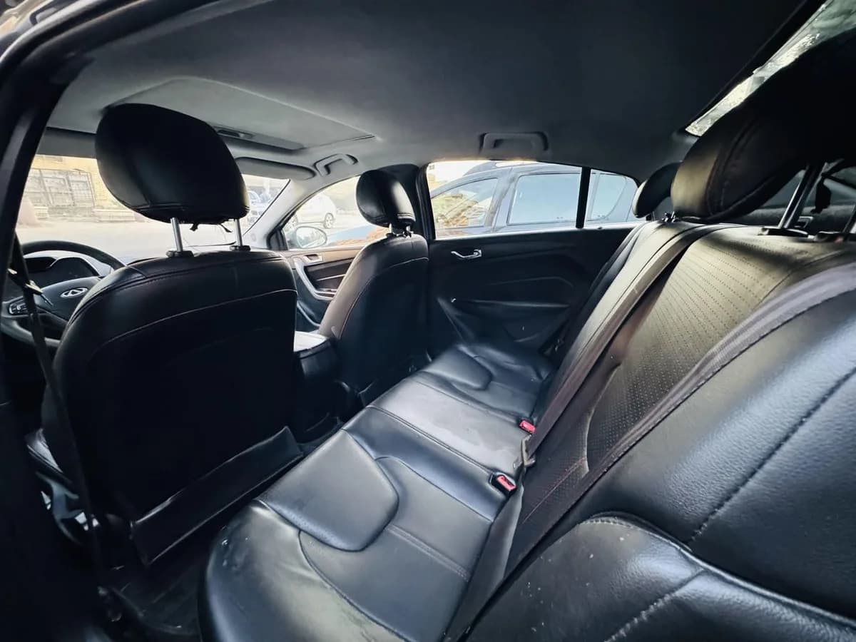 Chery Arrizo 5 2022 (8)
