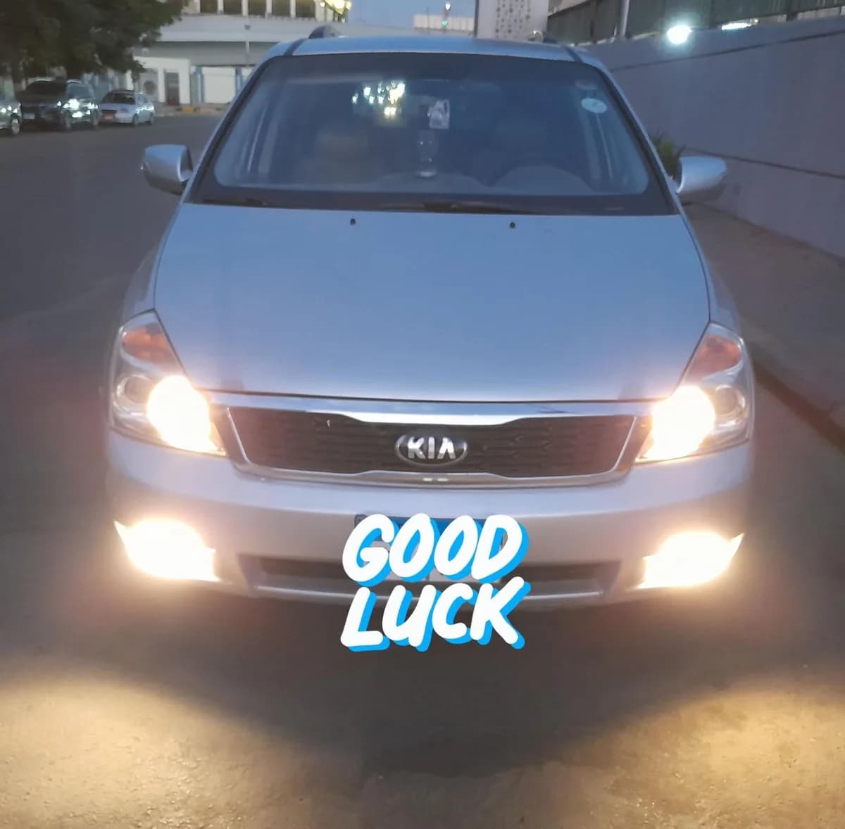 Kia Carnival 2015 (1)