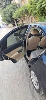 Chevrolet Aveo 2012 (6)
